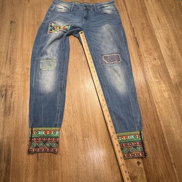 Desigual Ethnic Embroidered Jeans Boho Patchwork Denim Size 26 Hippie Zip Ankle - Picture 9 of 14